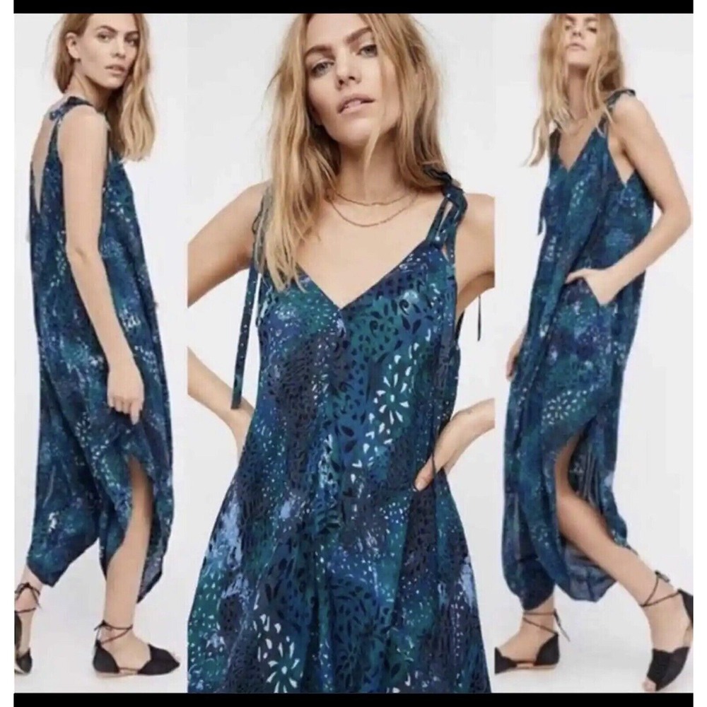 Free People el Porto Harem Jumpsuit Blue Green SIZE M Rayon Cover-up Romper